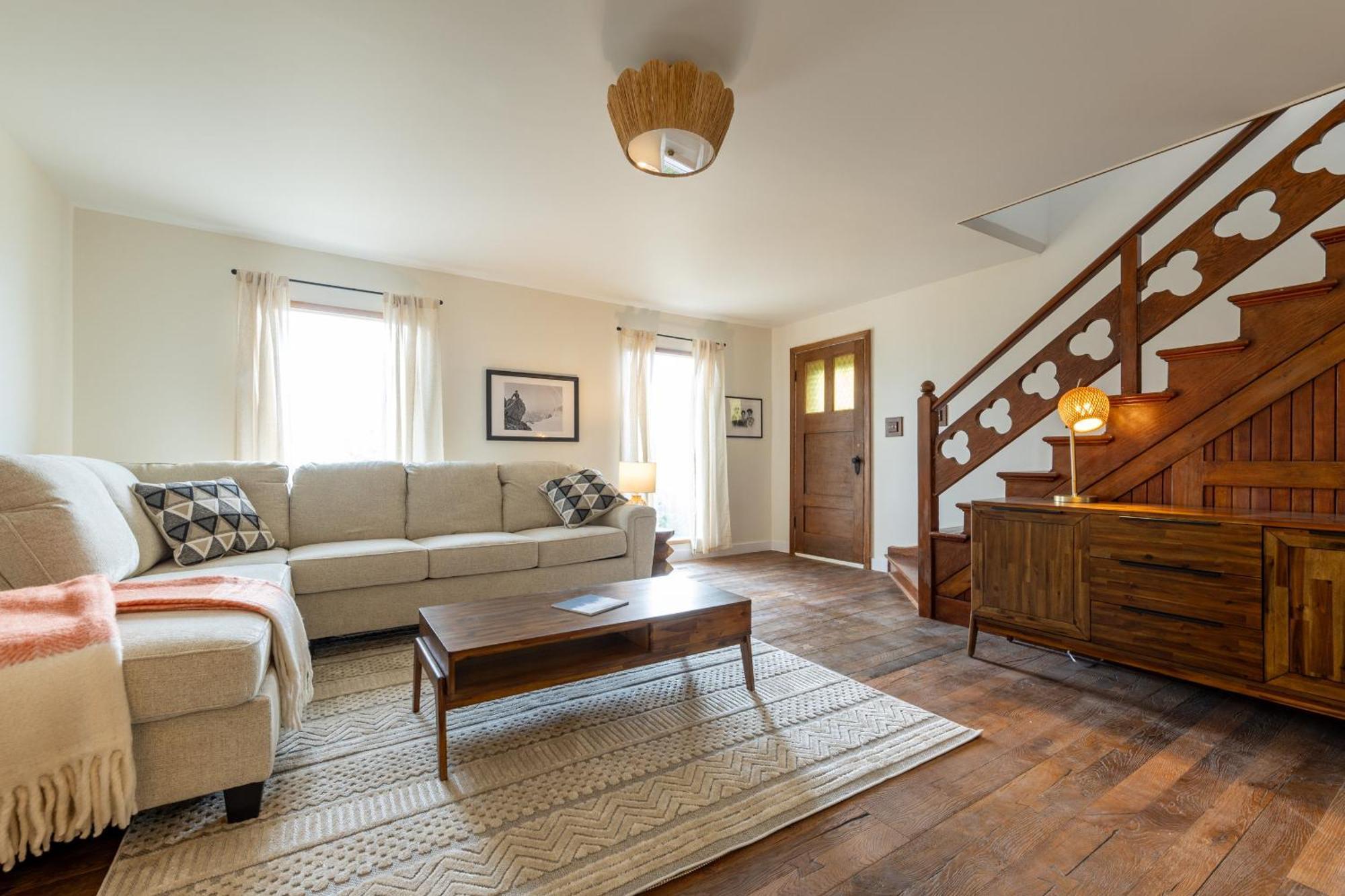 Chalet Heimann - Edelweiss Village โกลเดน ภายนอก รูปภาพ